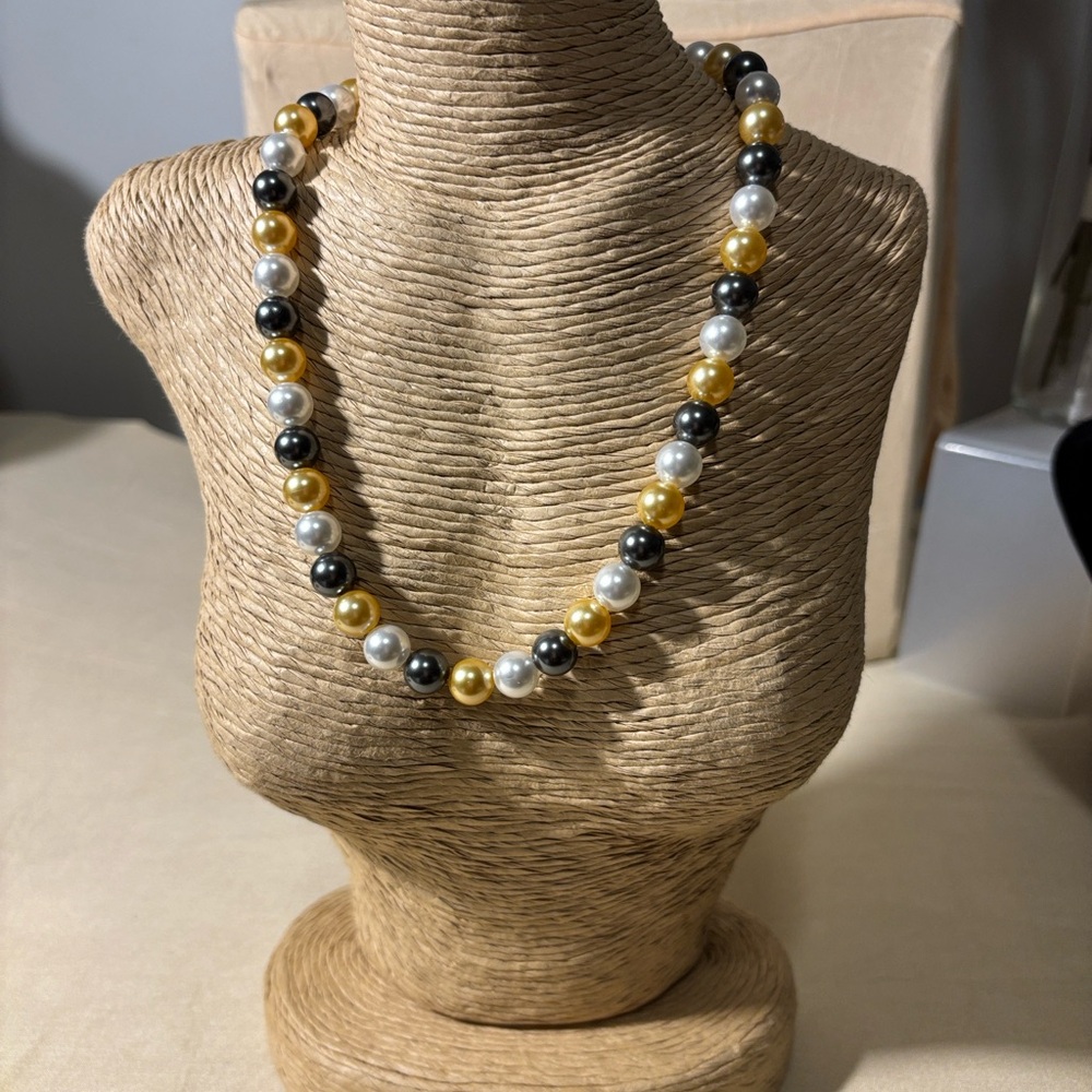 Elegant Gold, Silver, and Black Beaded Necklace
